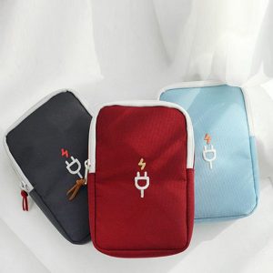pochette de voyage rangement câbles et chargeurs